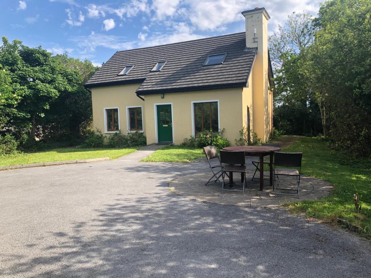Letterfrack Farm Lodge House In Letterfrack Village Connemara מראה חיצוני תמונה