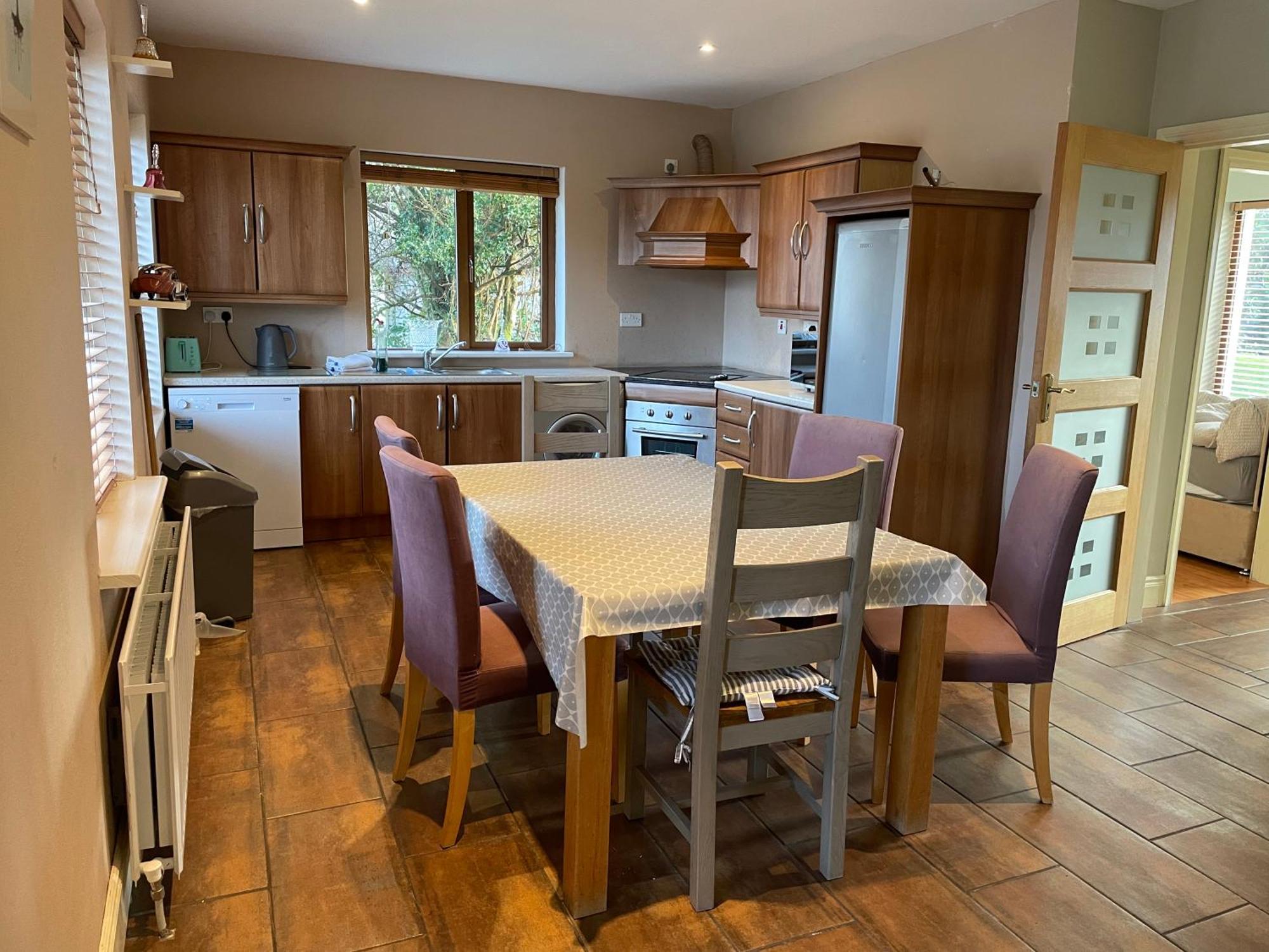 Letterfrack Farm Lodge House In Letterfrack Village Connemara מראה חיצוני תמונה